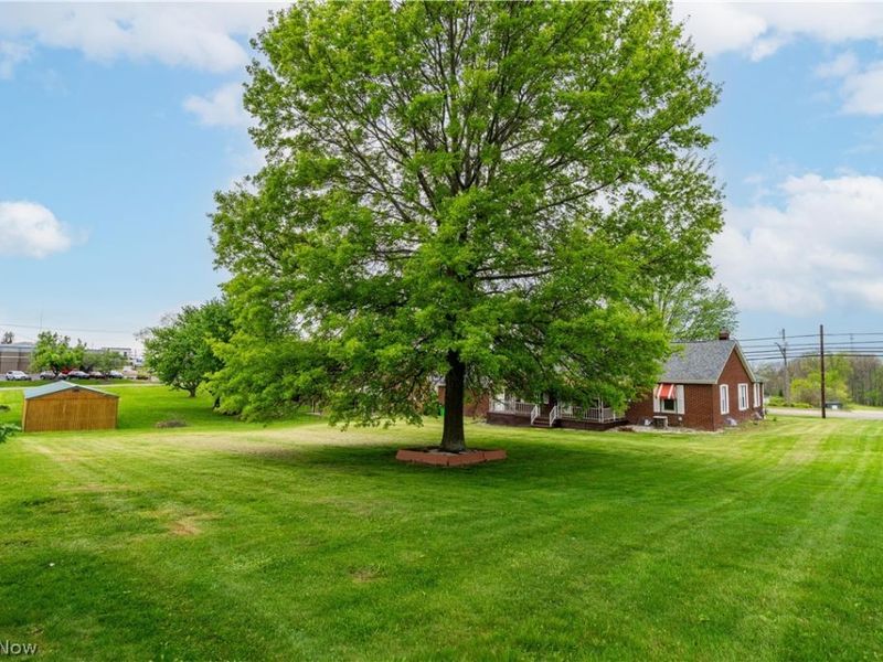 818 Canton Road NW, Carrollton, OH 44615 Photo 6