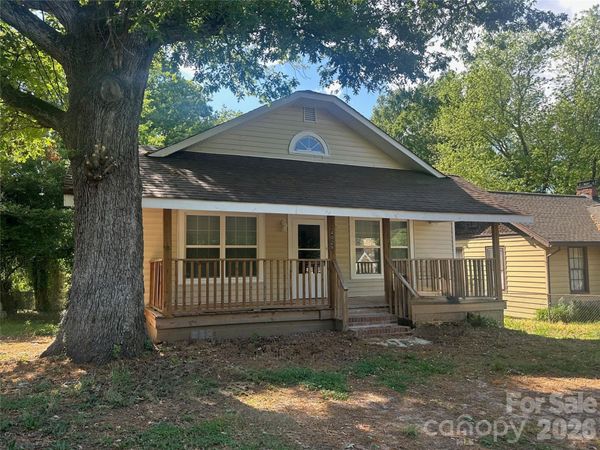 4028 Leo Street , Winston Salem, NC 27105