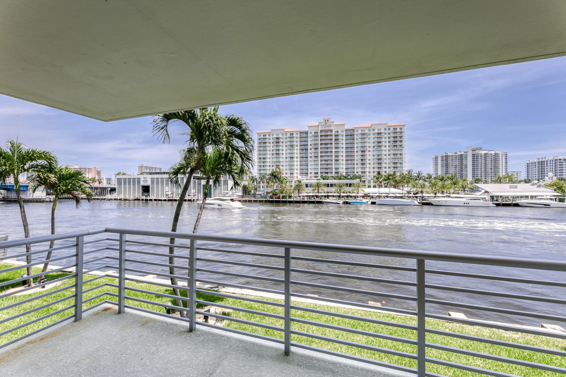 2900 NE 30th Street, Unit L-2, Fort Lauderdale, FL 33306 Photo