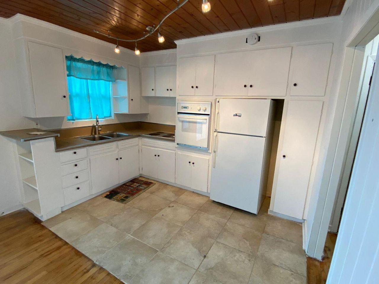 9192 Sunrise Drive, West Palm Beach, FL 33403 Photo