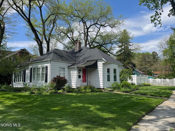528 Elm Street , Perrysburg, OH 43551