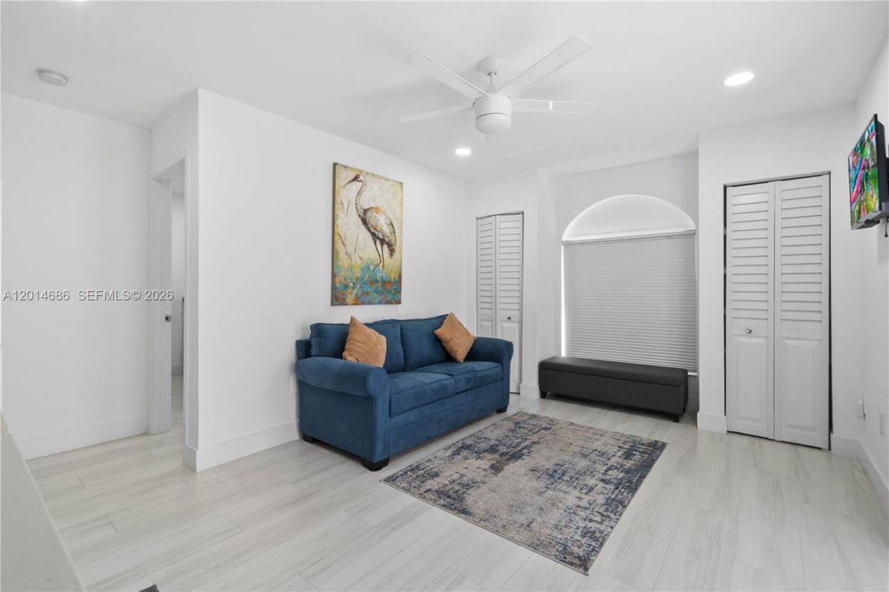 1204 SW 143rd Ct, Unit B, Miami, FL 33184 Photo