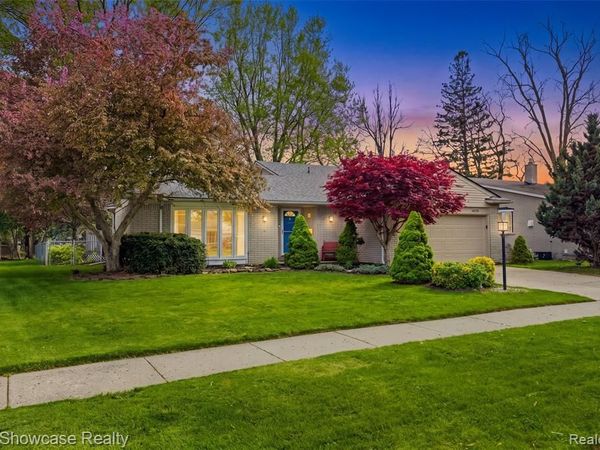 41133 Ivywood Lane , Plymouth Twp, MI 48170