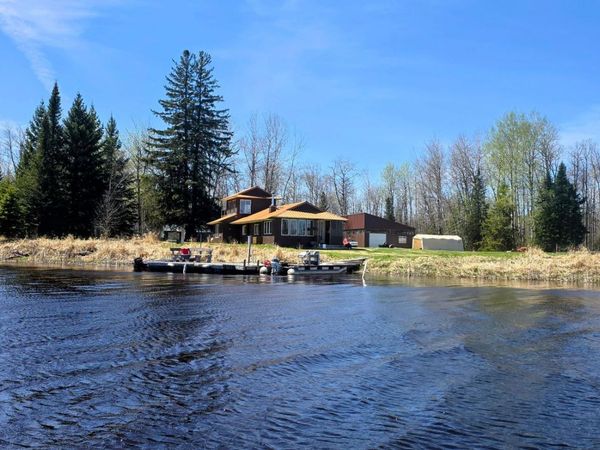 17801 Bear Creek, Angle Inlet, MN 56711