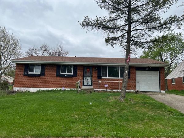 975 Glasgow Drive, Forest Park, OH 45240
