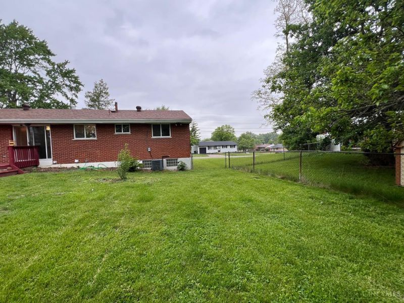 975 Glasgow Drive, Forest Park, OH 45240 Photo 37