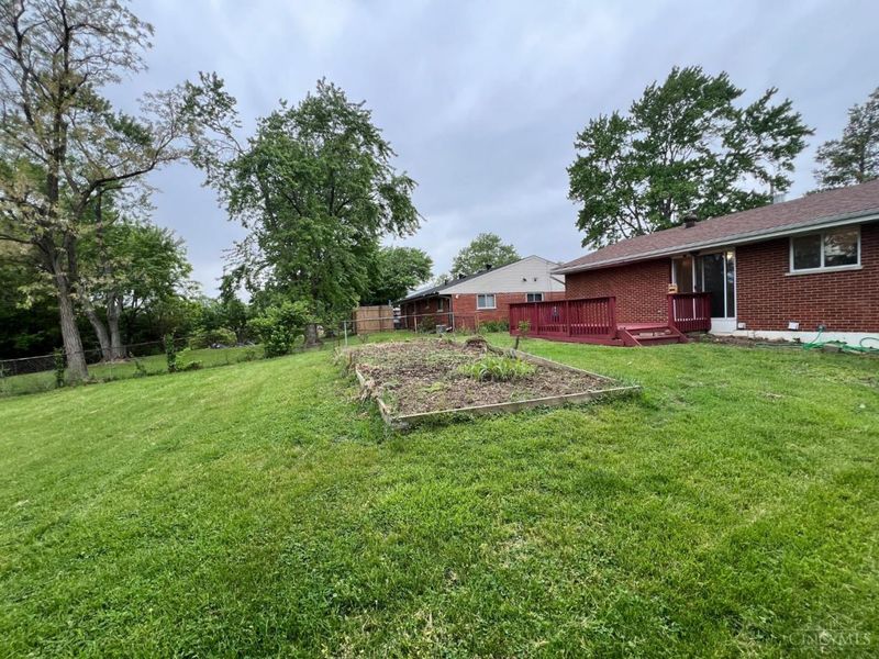 975 Glasgow Drive, Forest Park, OH 45240 Photo 39