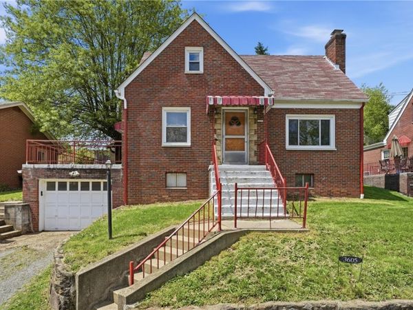 3605 W 4th Ave , Beaver Falls, PA 15010