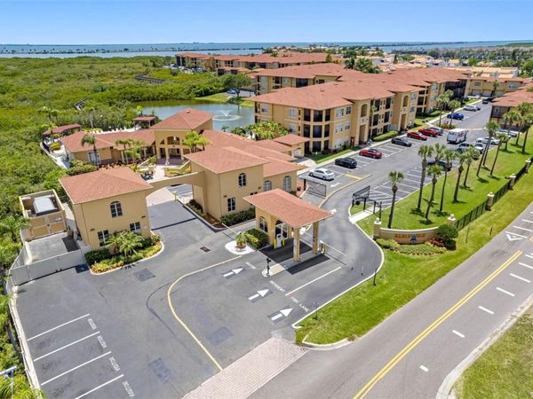 4333 BAYSIDE VILLAGE DRIVE , Unit 102, TAMPA, FL 33615