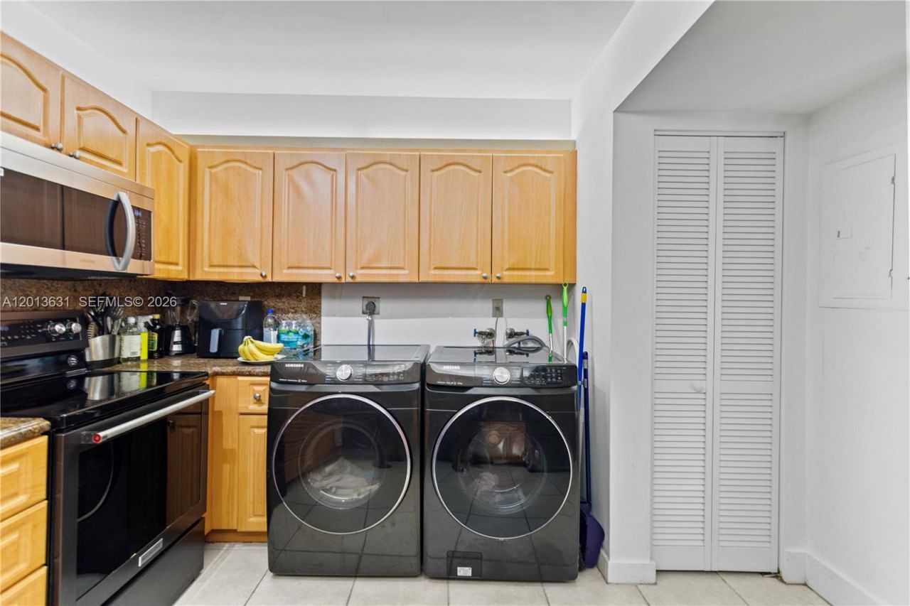 101 Ocean Lane Dr, Unit 209, Key Biscayne, FL 33149 Photo