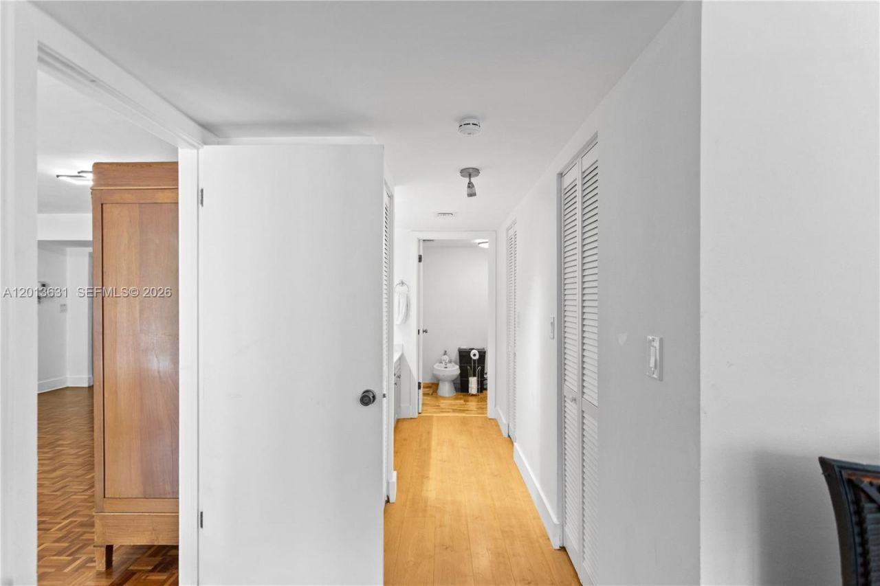 101 Ocean Lane Dr, Unit 209, Key Biscayne, FL 33149 Photo