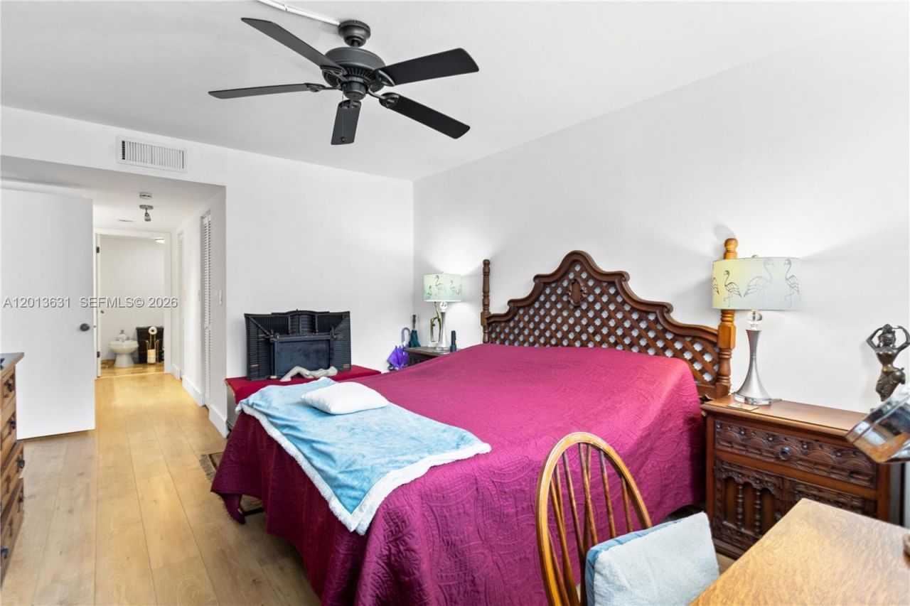101 Ocean Lane Dr, Unit 209, Key Biscayne, FL 33149 Photo
