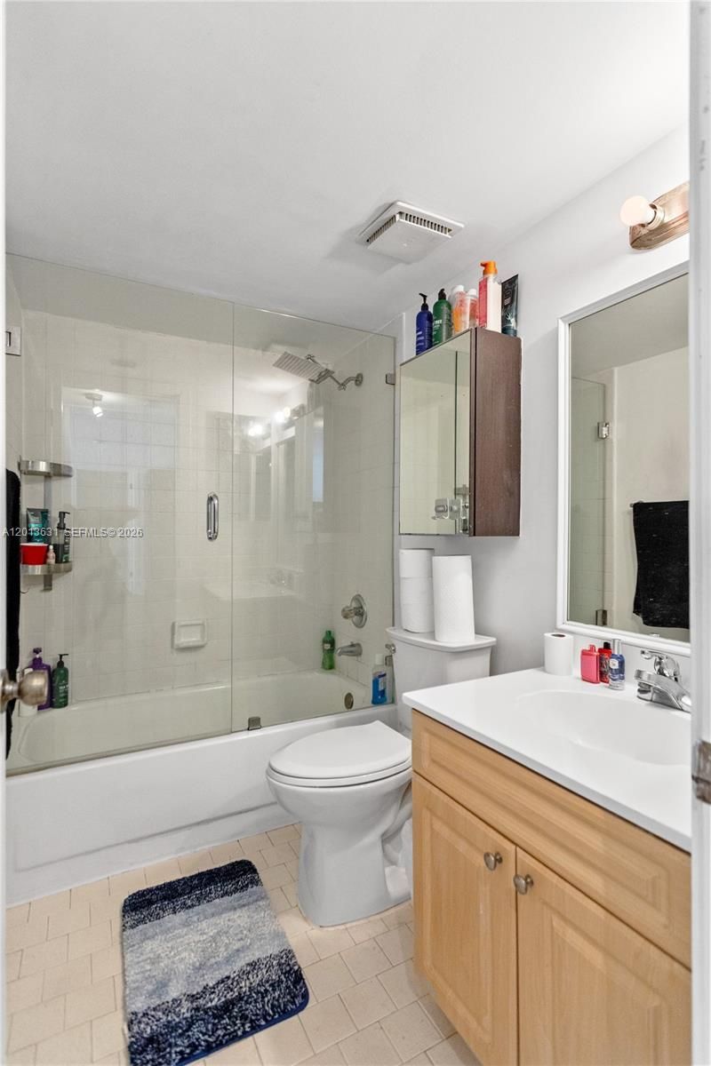 101 Ocean Lane Dr, Unit 209, Key Biscayne, FL 33149 Photo