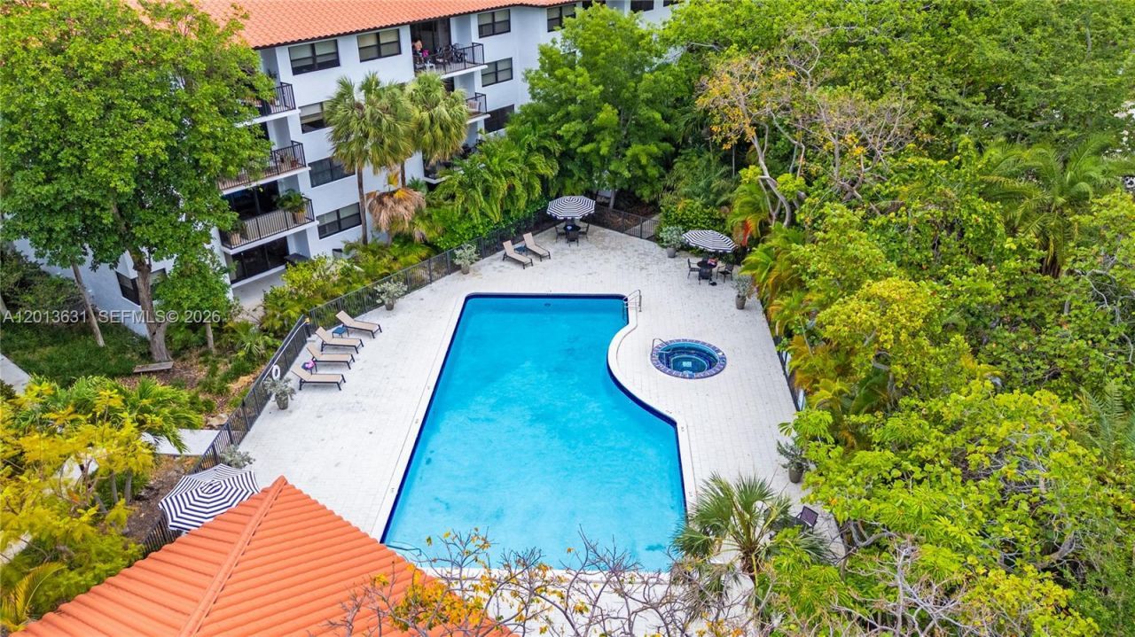 101 Ocean Lane Dr, Unit 209, Key Biscayne, FL 33149 Photo