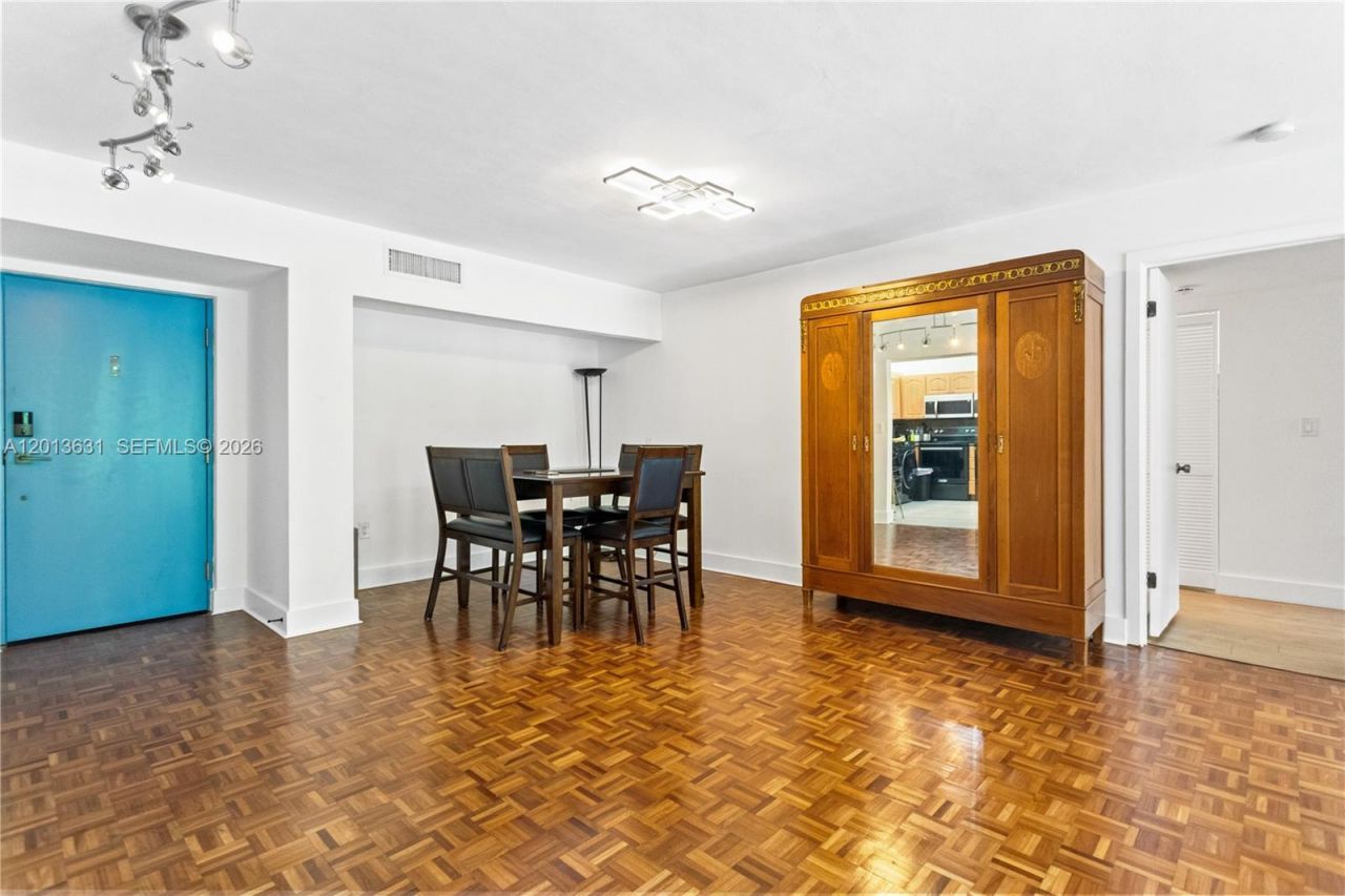 101 Ocean Lane Dr, Unit 209, Key Biscayne, FL 33149 Photo