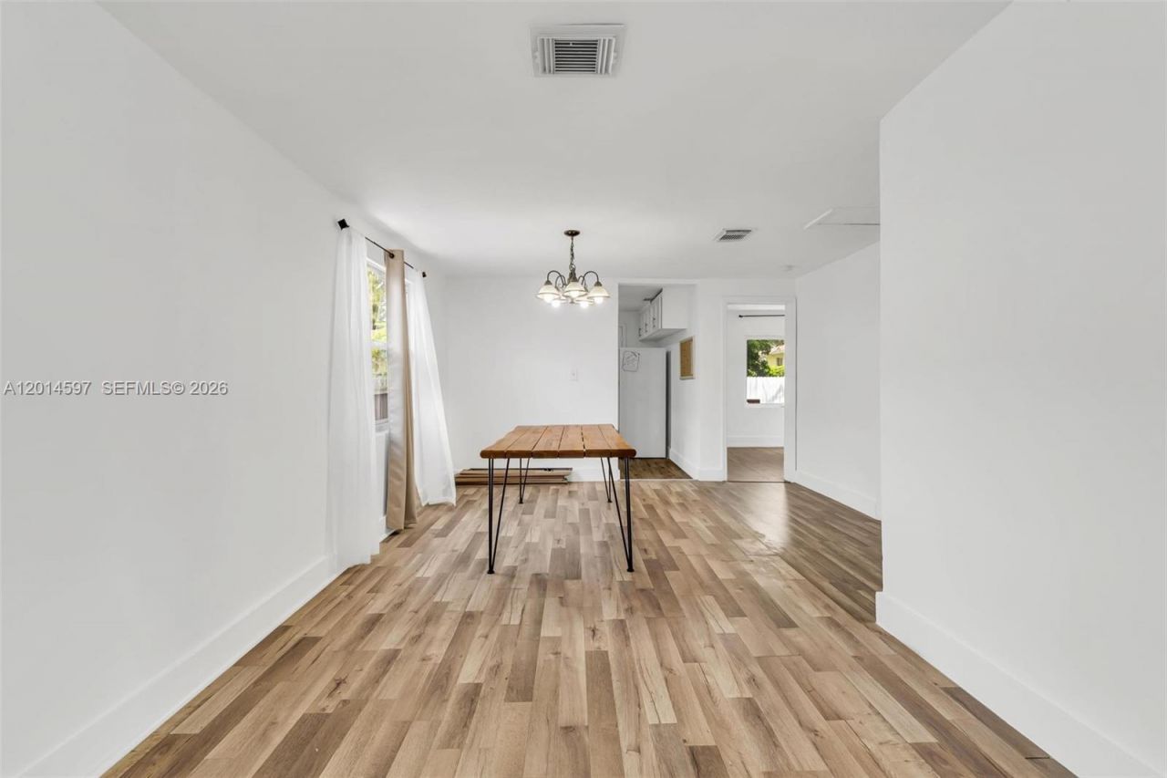 1463 NW 70th St , Unit 1463, Miami, FL 33147 Photo