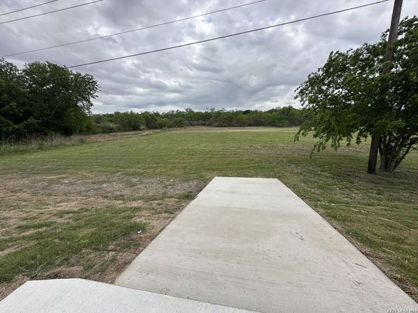 5606 US HIGHWAY 87 E, San Antonio, TX 78222