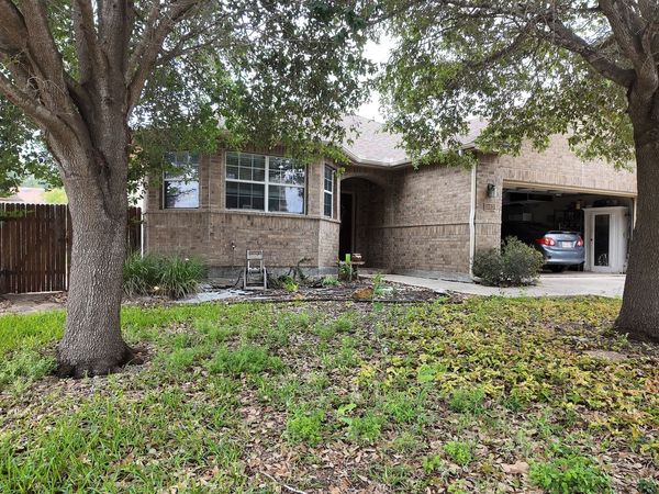 14407 BARN CT, Elmendorf, TX 78112