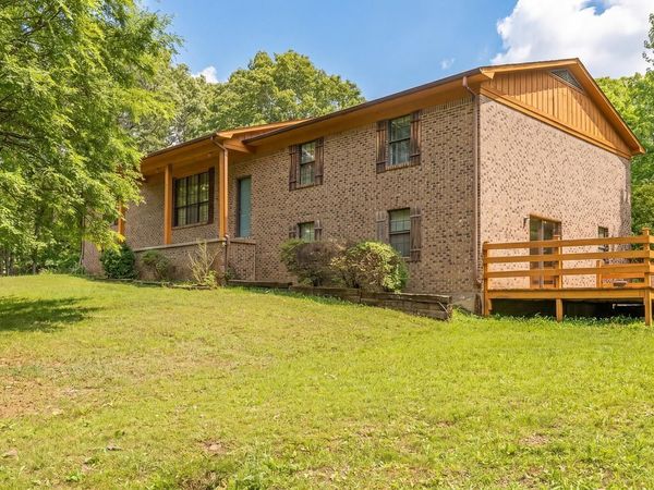 1011 Roselee , Paragould, AR 72450