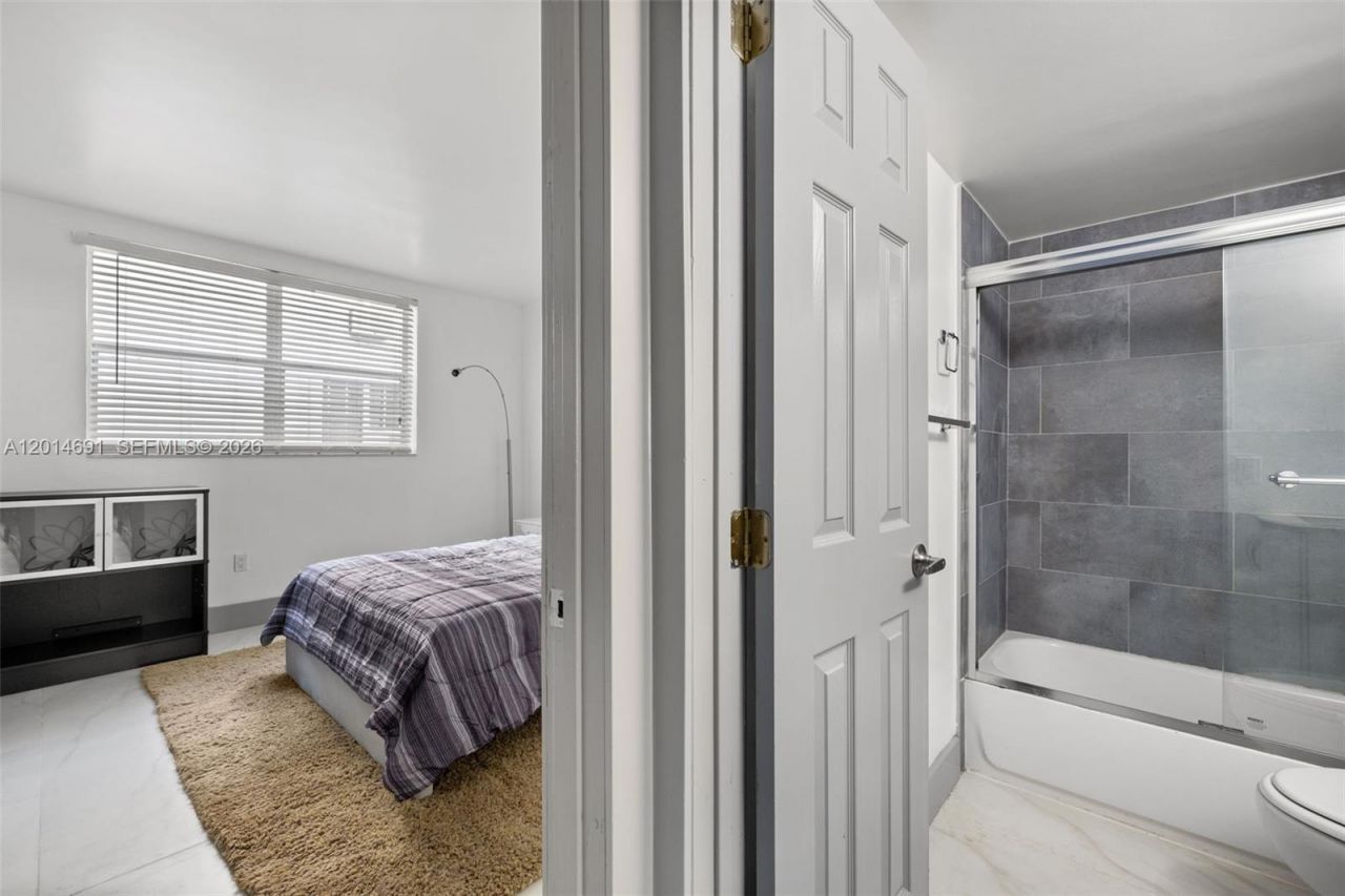 1780 79th St Cswy , Unit C111, North Bay Village, FL 33141 Photo