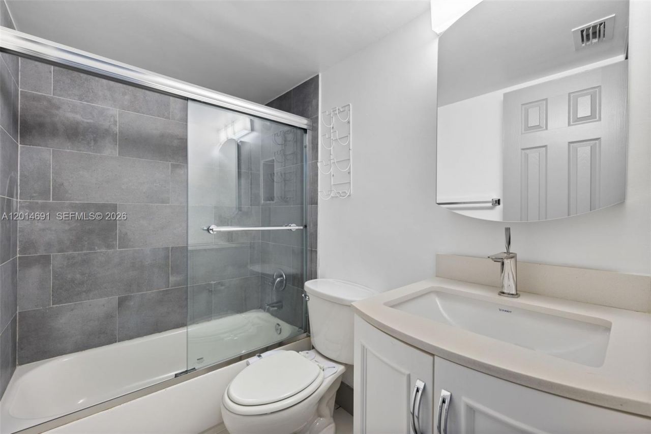 1780 79th St Cswy , Unit C111, North Bay Village, FL 33141 Photo