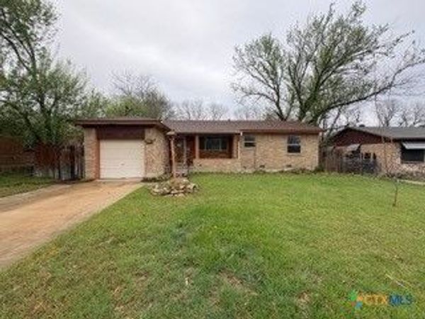 1319 Estes Drive , Killeen, TX 76541