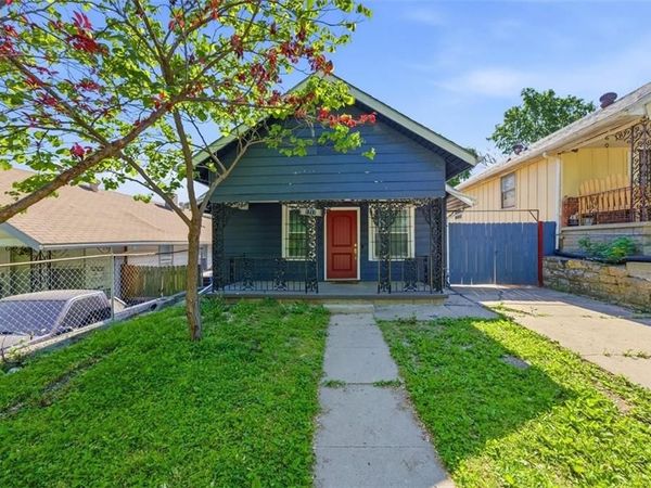 1717 Cambridge Avenue, Kansas City, MO 64126