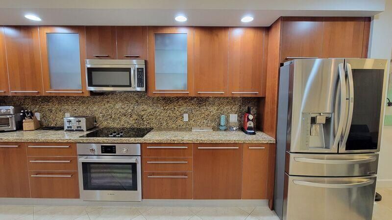 4445 El Mar Drive, Unit 303, Lauderdale by the Sea, FL 33308 Photo