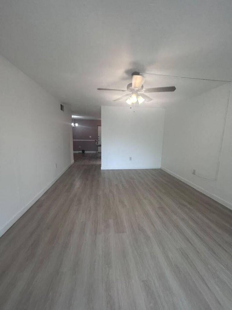 7300 NW 17th Street, Unit 320, Plantation, FL 33313 Photo