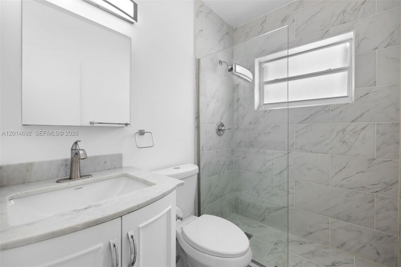 7333 Gary Ave , Unit 202, Miami Beach, FL 33141 Photo
