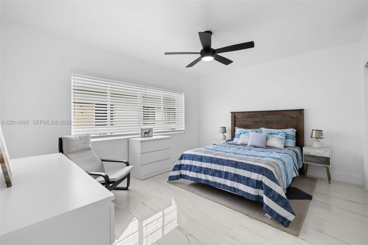 7333 Gary Ave , Unit 202, Miami Beach, FL 33141 Photo