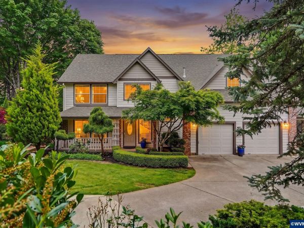 3052 Mt Kuebler Dr S, Salem, OR 97302