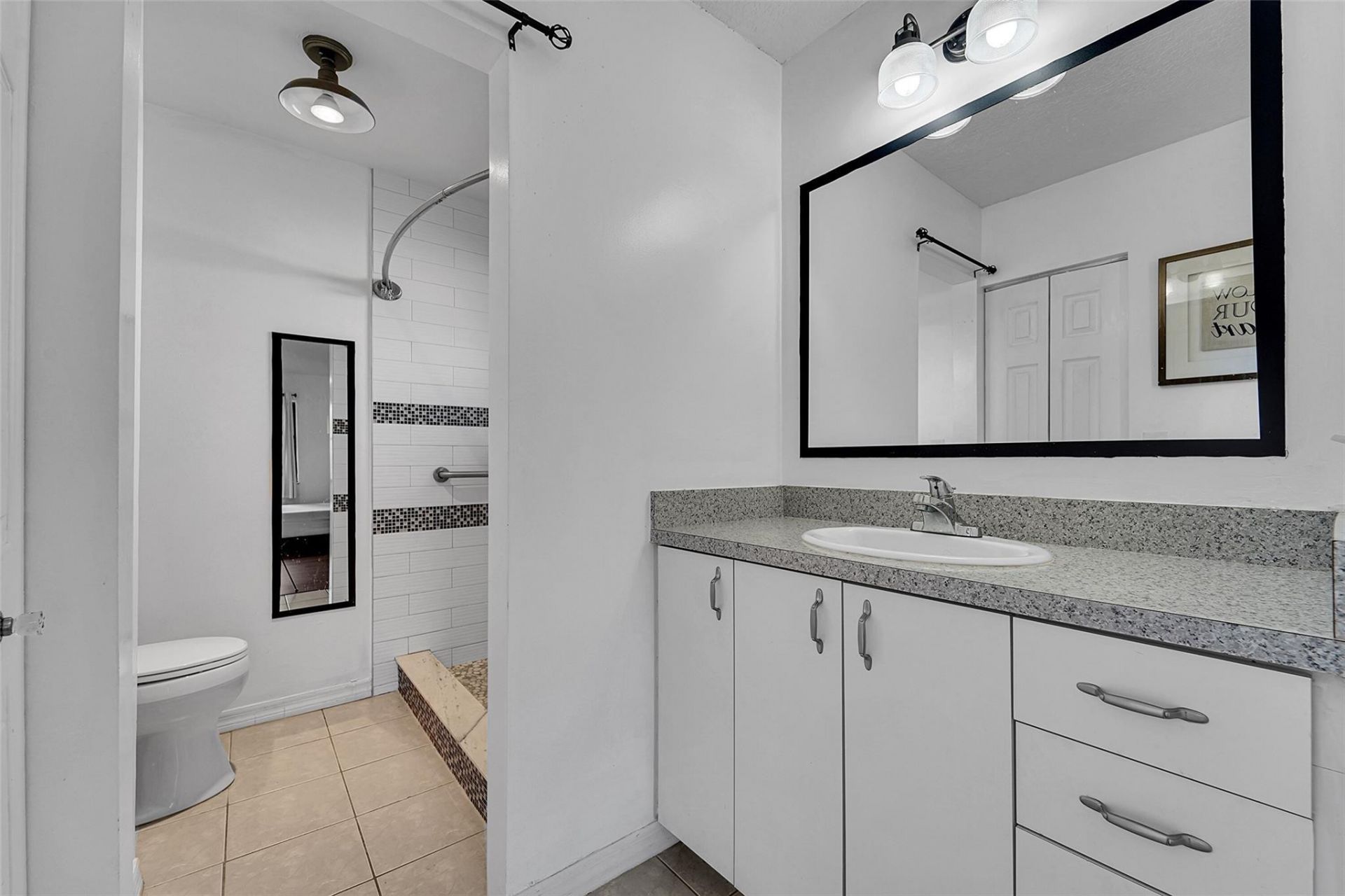 2698 N Nob Hill Road, Sunrise, FL 33322 Photo