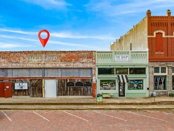 1205 Main Street , Commerce, TX 75428