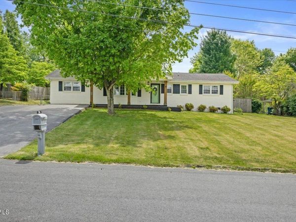 145 Homestead Drive, Bristol, VA 24201