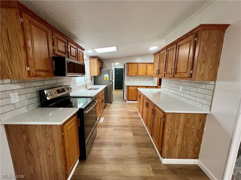 93 Fell Avenue, Northfield Village, OH 44067 Photo 10