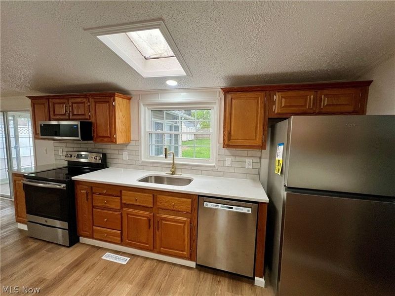 93 Fell Avenue, Northfield Village, OH 44067 Photo 12
