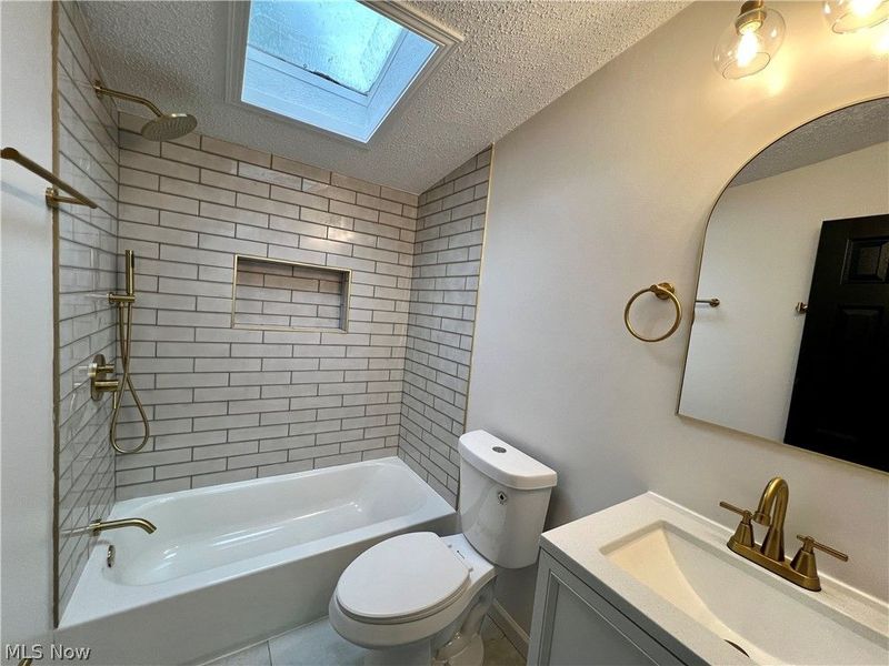 93 Fell Avenue, Northfield Village, OH 44067 Photo 14