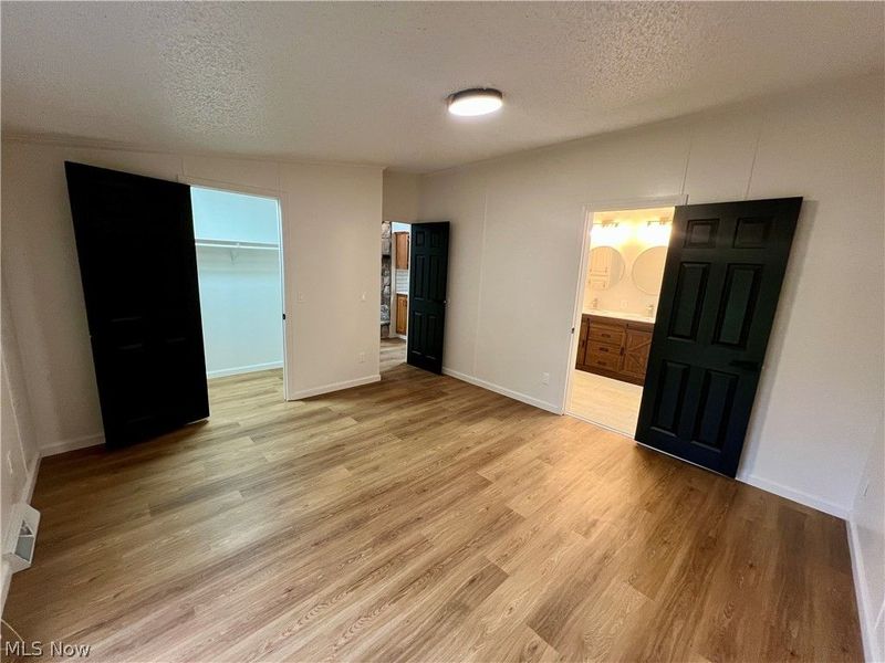 93 Fell Avenue, Northfield Village, OH 44067 Photo 18