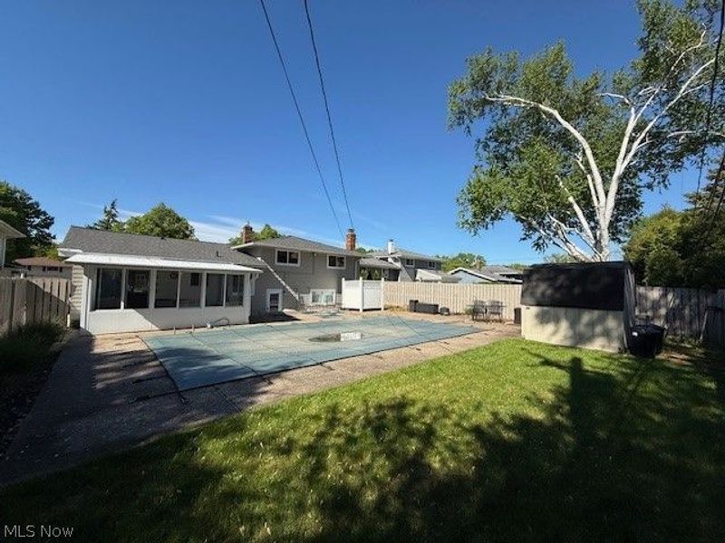 21459 Nottingham Drive, Fairview Park, OH 44126 Photo 2