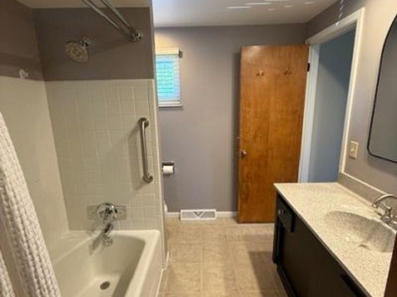 21459 Nottingham Drive, Fairview Park, OH 44126 Photo 23