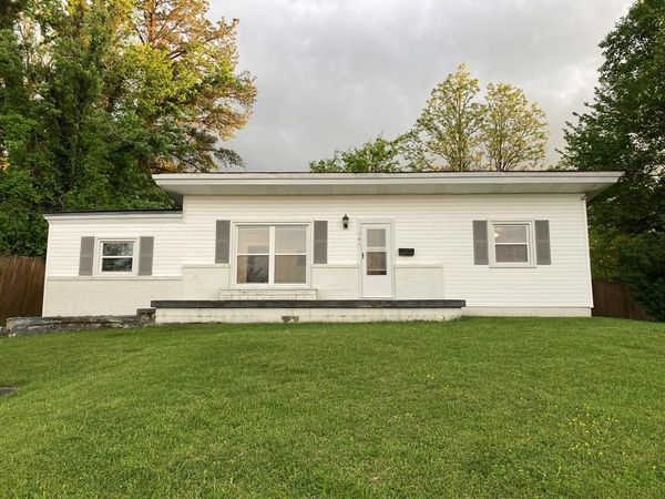 141 Shipley St, Cookeville, TN 38501