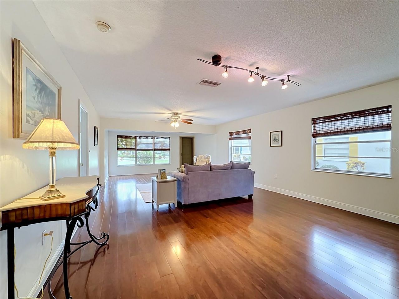 4523 W Independence Drive W, Bradenton, FL 34210 Photo