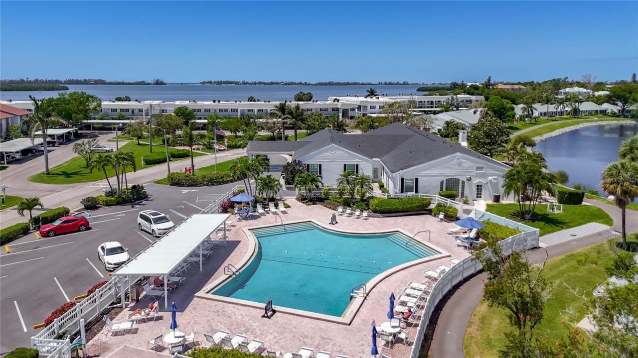 4523 W Independence Drive W, Bradenton, FL 34210 Photo