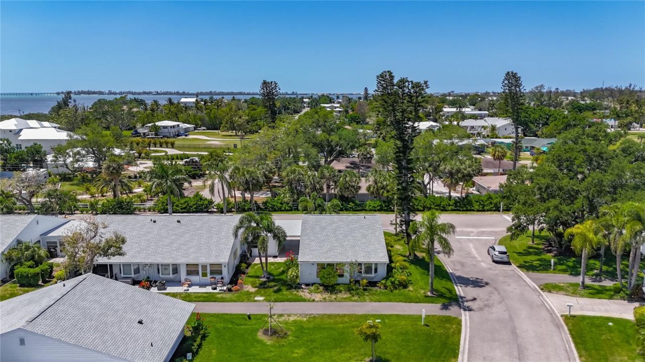 4523 W Independence Drive W, Bradenton, FL 34210 Photo