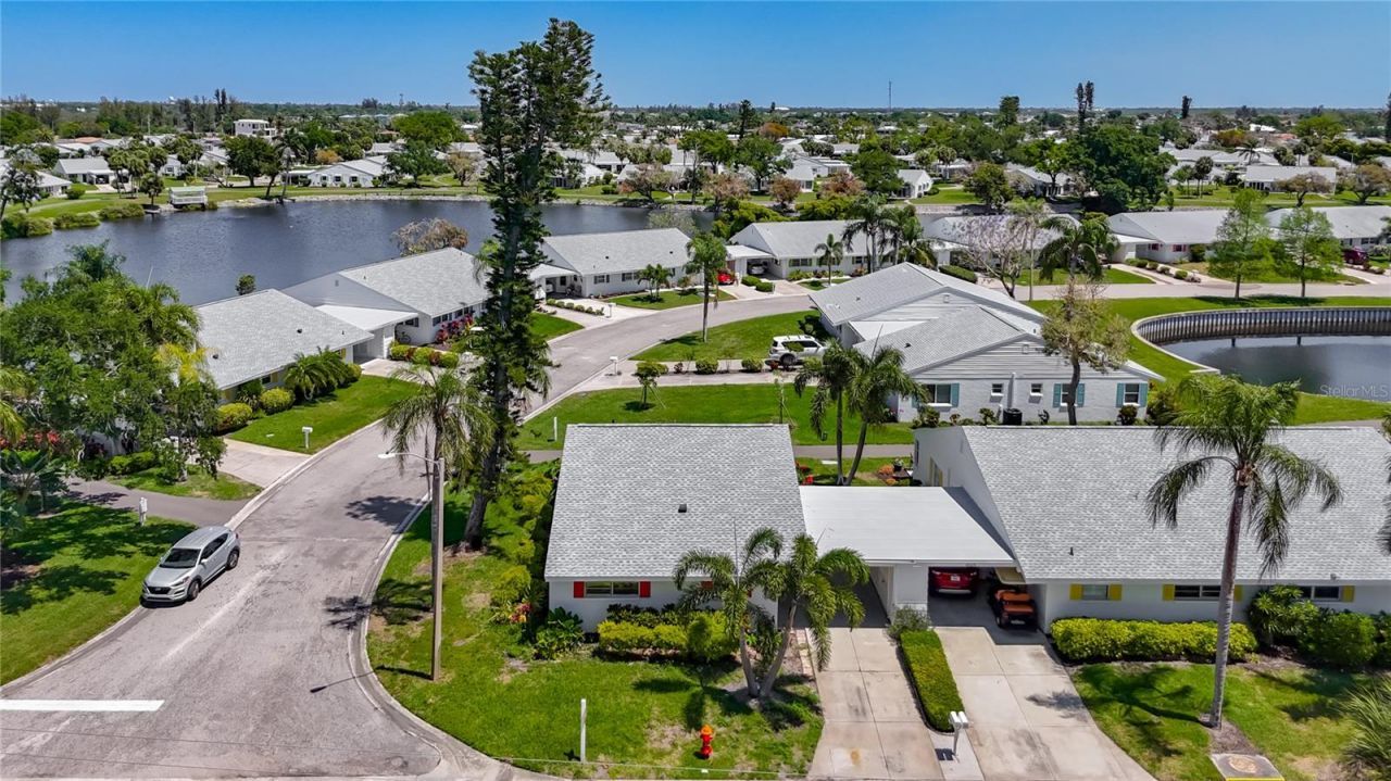 4523 W Independence Drive W, Bradenton, FL 34210 Photo