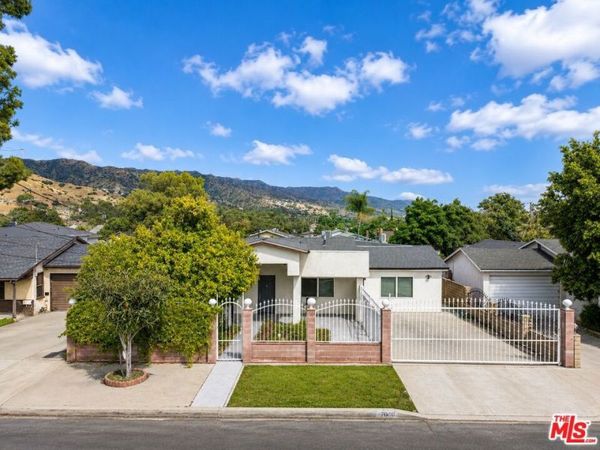 7640 Greg Avenue, Sun Valley, CA 91352