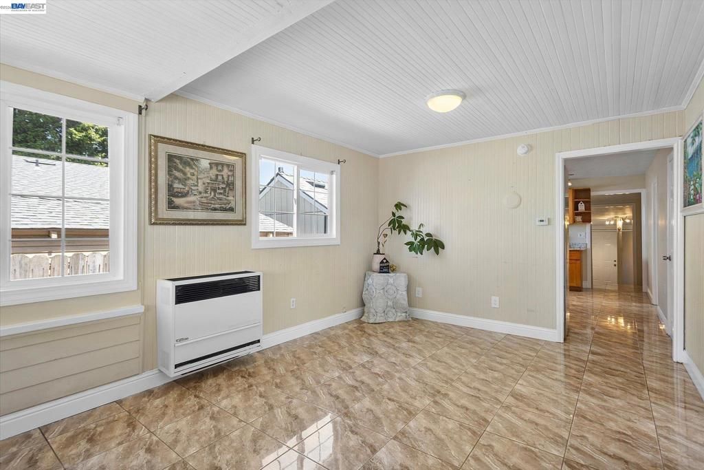 21060 Western Blvd, Hayward, CA 94541 Main Photo