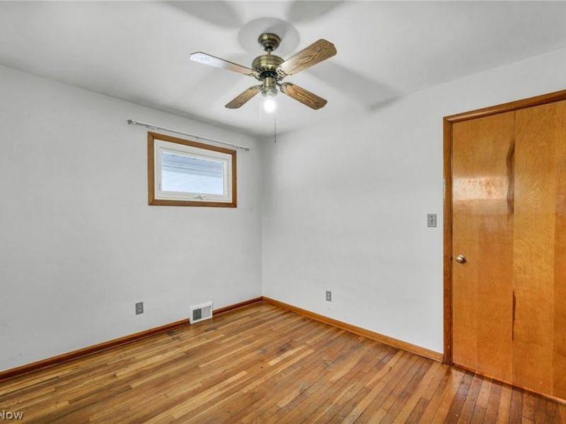 3323 Dellwood Drive , Parma, OH 44134 Photo 19