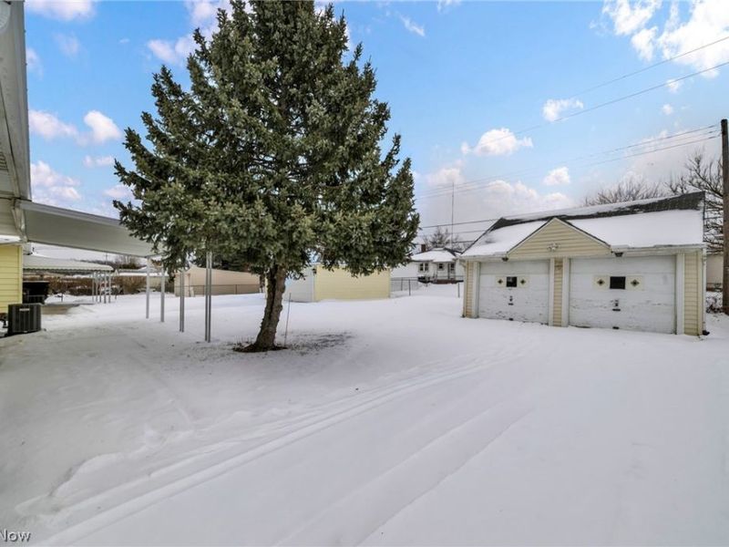 3323 Dellwood Drive , Parma, OH 44134 Photo 41